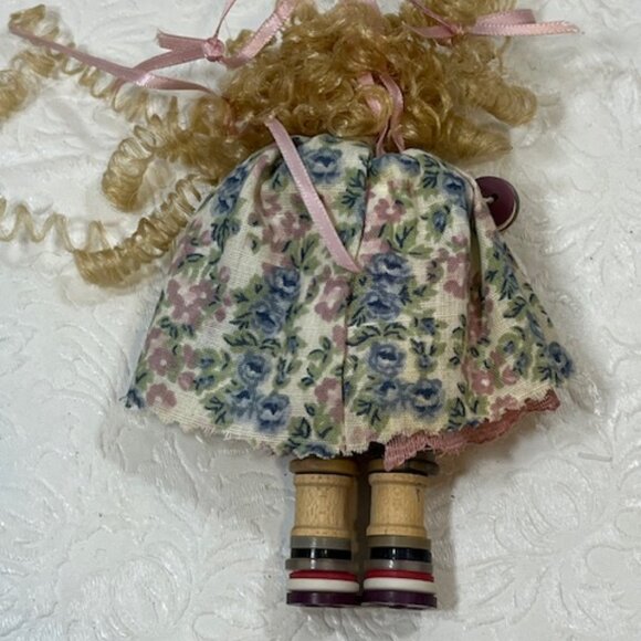 Handmade Standing Button Wooden Blonde Curly Haired Doll 5" - Picture 5 of 10
